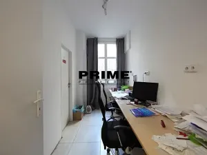 Pronájem obchodního prostoru, Praha - Nové Město, Lazarská, 50 m2