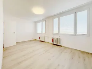 Pronájem bytu 2+1, Praha - Kobylisy, Třeboradická, 56 m2