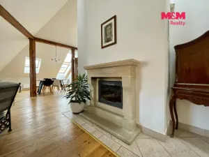 Pronájem atypického bytu, Praha - Nové Město, Pštrossova, 170 m2