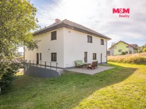 Prodej rodinného domu, Neustupov, 450 m2