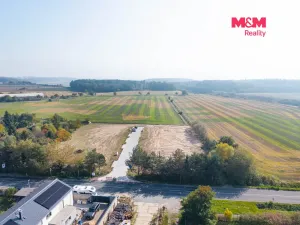 Prodej pozemku pro bydlení, Dobřenice, 823 m2