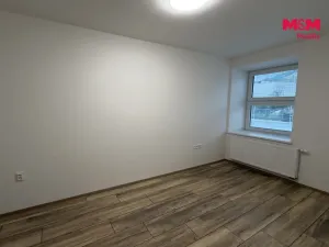 Pronájem bytu 1+kk, Ústí nad Orlicí - Hylváty, Třebovská, 38 m2