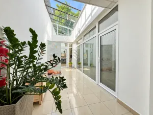 Prodej obchodního prostoru, Horoměřice, Hrdinů, 558 m2