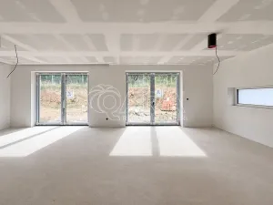 Prodej rodinného domu, Kamenice, Benešovská, 156 m2