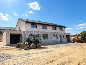 Prodej rodinného domu, Kamenice, Benešovská, 156 m2