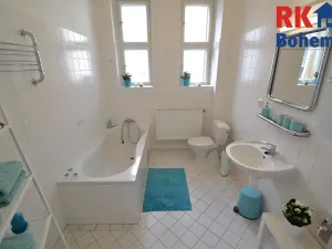 Pronájem bytu 2+kk, Praha - Nové Město, V tůních, 60 m2