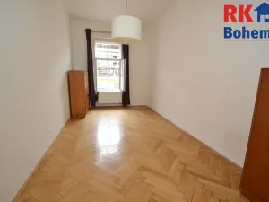 Pronájem bytu 2+kk, Praha - Nové Město, V tůních, 60 m2