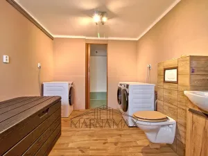 Prodej rodinného domu, Pesvice, 200 m2