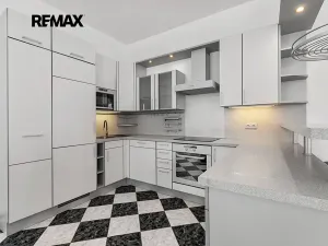 Prodej bytu 2+kk, Plzeň, Karlova, 86 m2