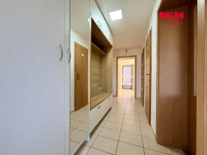 Prodej rodinného domu, Kobylí, 350 m2