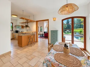 Prodej rodinného domu, Kamenice, Topasová, 254 m2