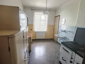Prodej bytu 4+1, Polička, Zákrejsova, 99 m2
