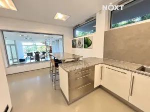 Pronájem atypického bytu, Český Krumlov, Rožmberská, 150 m2