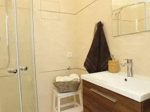 Pronájem bytu 1+kk, Praha - Nusle, U křížku, 27 m2