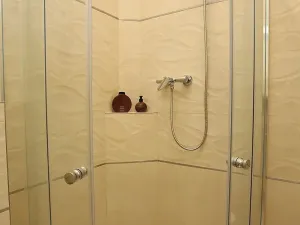Pronájem bytu 1+kk, Praha - Nusle, U křížku, 27 m2