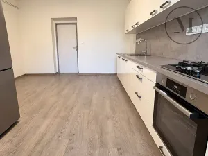 Pronájem bytu 2+1, České Budějovice, Čechova, 70 m2