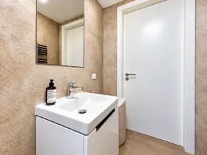 Pronájem apartmánu, Praha - Smíchov, Kobrova, 1172 m2
