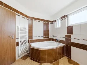Prodej bytu 3+kk, Bošovice, Vyhlídka, 84 m2