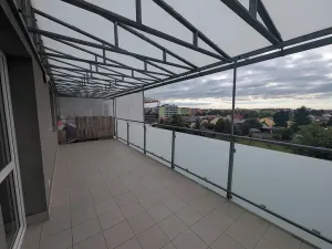 Pronájem bytu 2+kk, Olomouc, Voskovcova, 51 m2