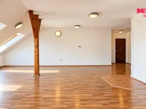 Prodej bytu 4+kk, Jablonec nad Nisou, Podhorská, 129 m2