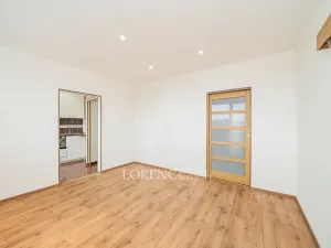 Pronájem bytu 2+1, Praha - Miškovice, Polabská, 41 m2