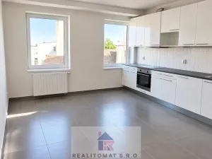 Pronájem bytu 2+kk, Praha - Libeň, Braunerova, 50 m2