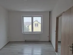 Pronájem bytu 2+1, Staňkov, 28. října, 60 m2