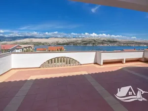 Prodej bytu 4+kk, Pag, Chorvatsko, 200 m2