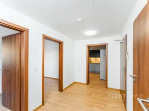 Pronájem bytu 3+kk, Praha - Hostivař, 66 m2
