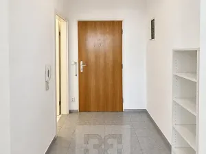Pronájem bytu 1+kk, Praha - Smíchov, 43 m2