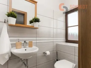 Prodej rodinného domu, Perná, 300 m2