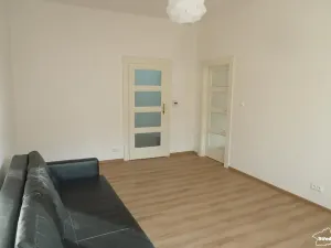 Pronájem bytu 2+kk, Praha - Žižkov, Jičínská, 46 m2