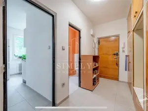 Pronájem bytu 2+1, Praha - Malešice, Káranská, 59 m2