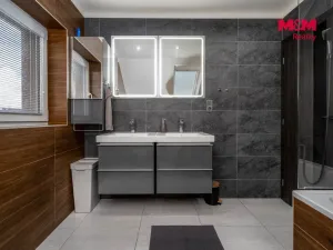 Prodej rodinného domu, Modletice, 236 m2