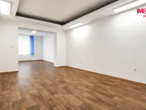 Pronájem kanceláře, Třinec - Staré Město, 1. máje, 99 m2