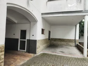 Prodej bytu 3+1, Teplice, U Hadích lázní, 105 m2
