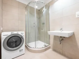 Pronájem bytu 1+kk, Praha - Hloubětín, Poděbradská, 32 m2
