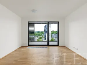 Pronájem bytu 1+kk, Praha - Modřany, Mezi vodami, 33 m2