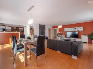 Prodej rodinného domu, Lísek, 252 m2