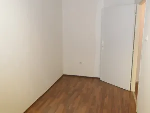 Pronájem kanceláře, Praha - Krč, Perlitová, 22 m2