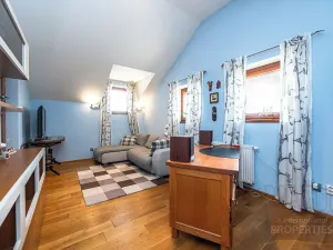 Prodej rodinného domu, Hostivice, U Lindbetonky, 245 m2