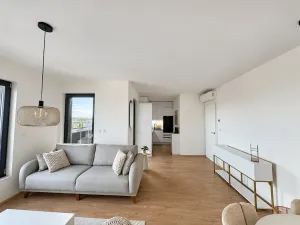 Pronájem bytu 2+kk, Brno, Bratislavská, 52 m2