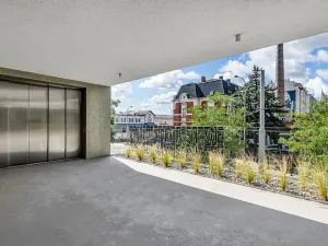 Prodej bytu 4+kk, Praha - Holešovice, Komunardů, 181 m2