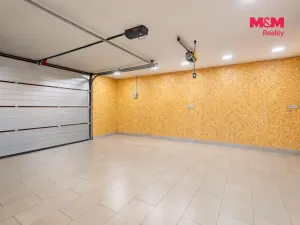 Prodej rodinného domu, Lužnice, 180 m2