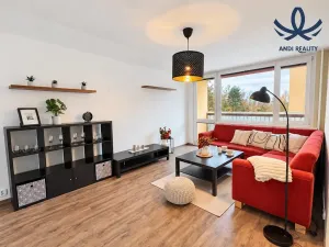 Prodej bytu 3+1, Liberec, Soukenická, 63 m2