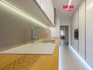 Prodej bytu 3+1, Praha - Chodov, Valentova, 88 m2