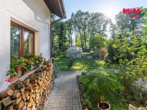 Prodej rodinného domu, Libčany, 195 m2
