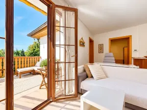 Prodej rodinného domu, Káraný, 180 m2