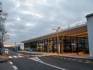Prodej bytu 1+kk, Praha - Radotín, náměstí Osvoboditelů, 35 m2