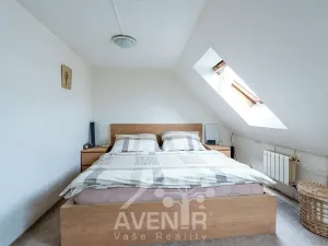 Prodej vícegeneračního domu, Sadská, Kostelní, 190 m2